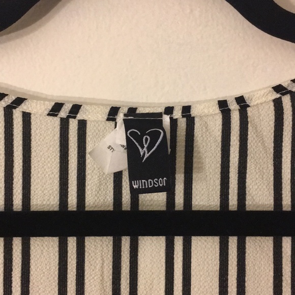 NWOT tie front striped top - Picture 2 of 3